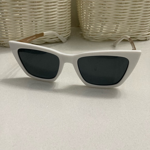 WearMe Pro (WMP) White and Gold Cat Eye Sunglasses - Picture 3 of 13